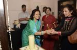 Queen of Jaipur Vidya Ji at Hacienda art gallery to launch silver exhibition in Kalaghoda, Mumbai on 16th Jan 2013 (17).JPG